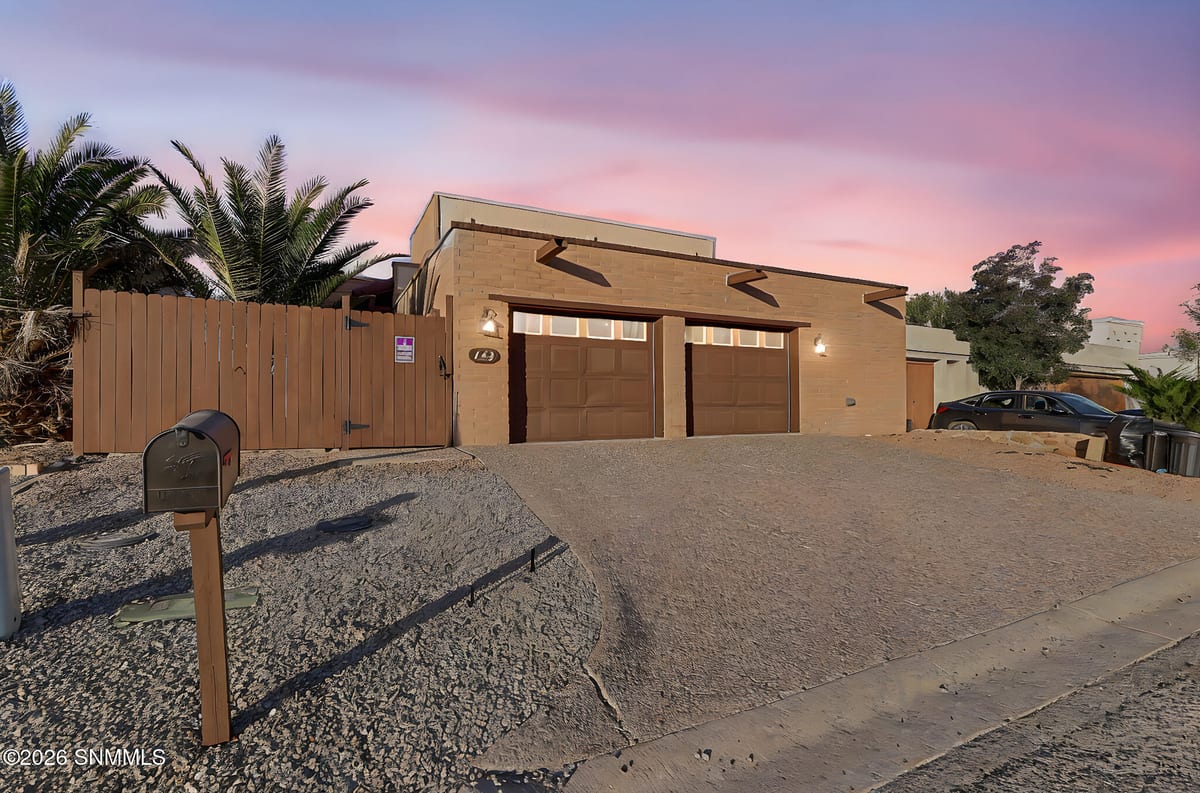 145 Sundance Court, Santa Teresa, NM 88008 photo 2