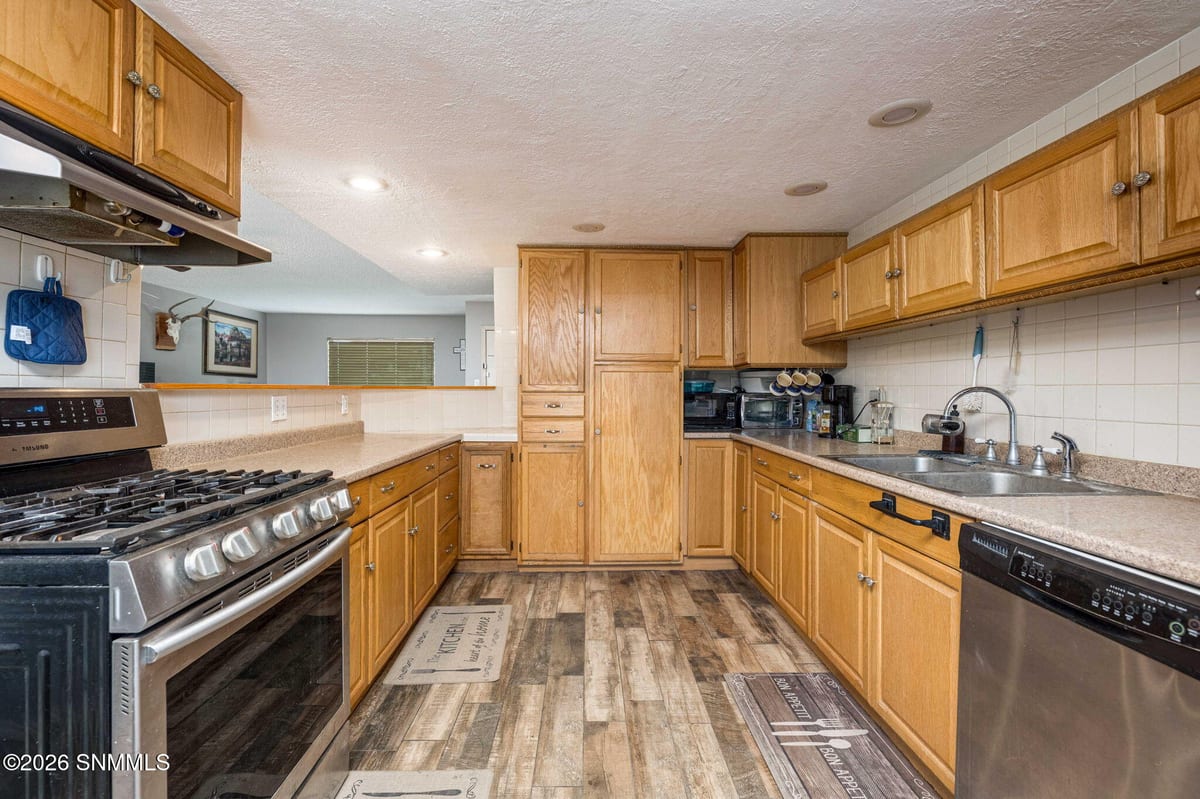 1921 Louise Court, Las Cruces, NM 88001 photo 11