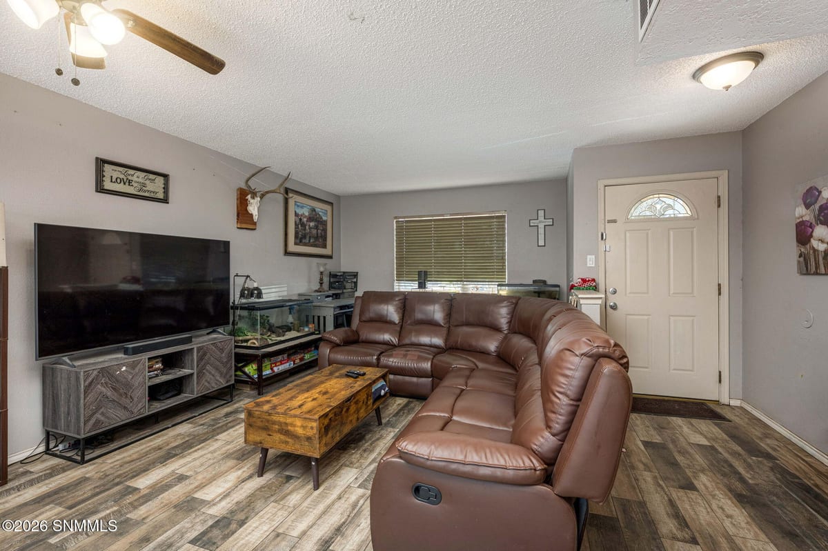 1921 Louise Court, Las Cruces, NM 88001 photo 6
