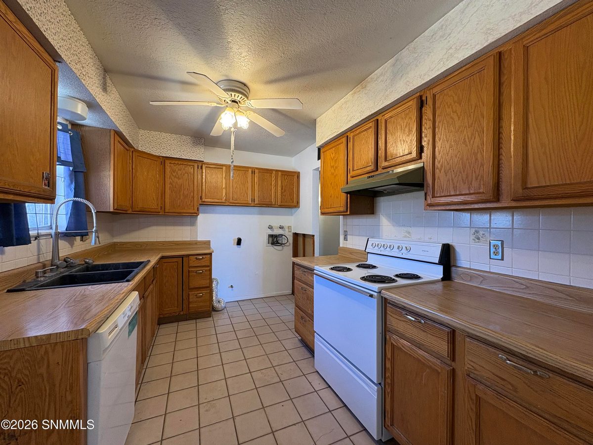 5050 Churchill Avenue, Las Cruces, NM 88011 photo 6