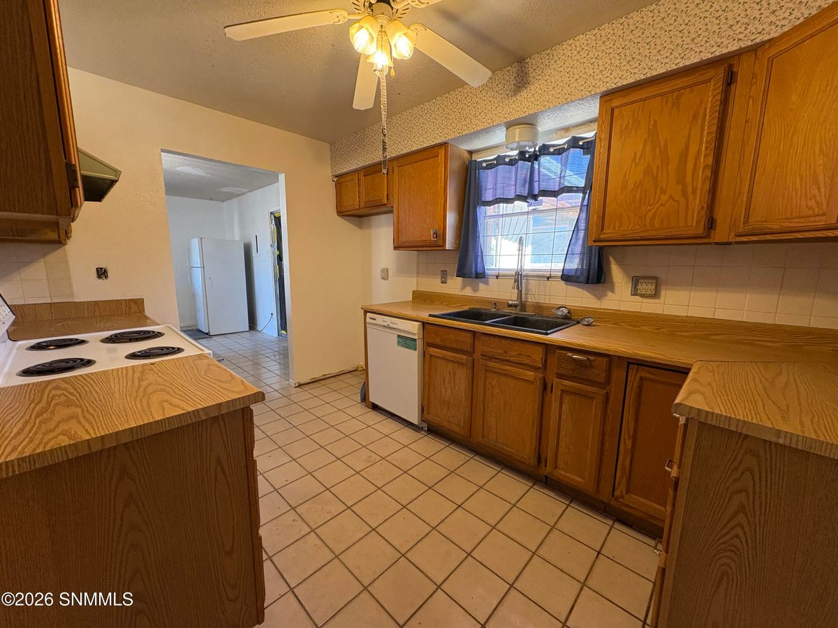 5050 Churchill Avenue, Las Cruces, NM 88011 photo 7