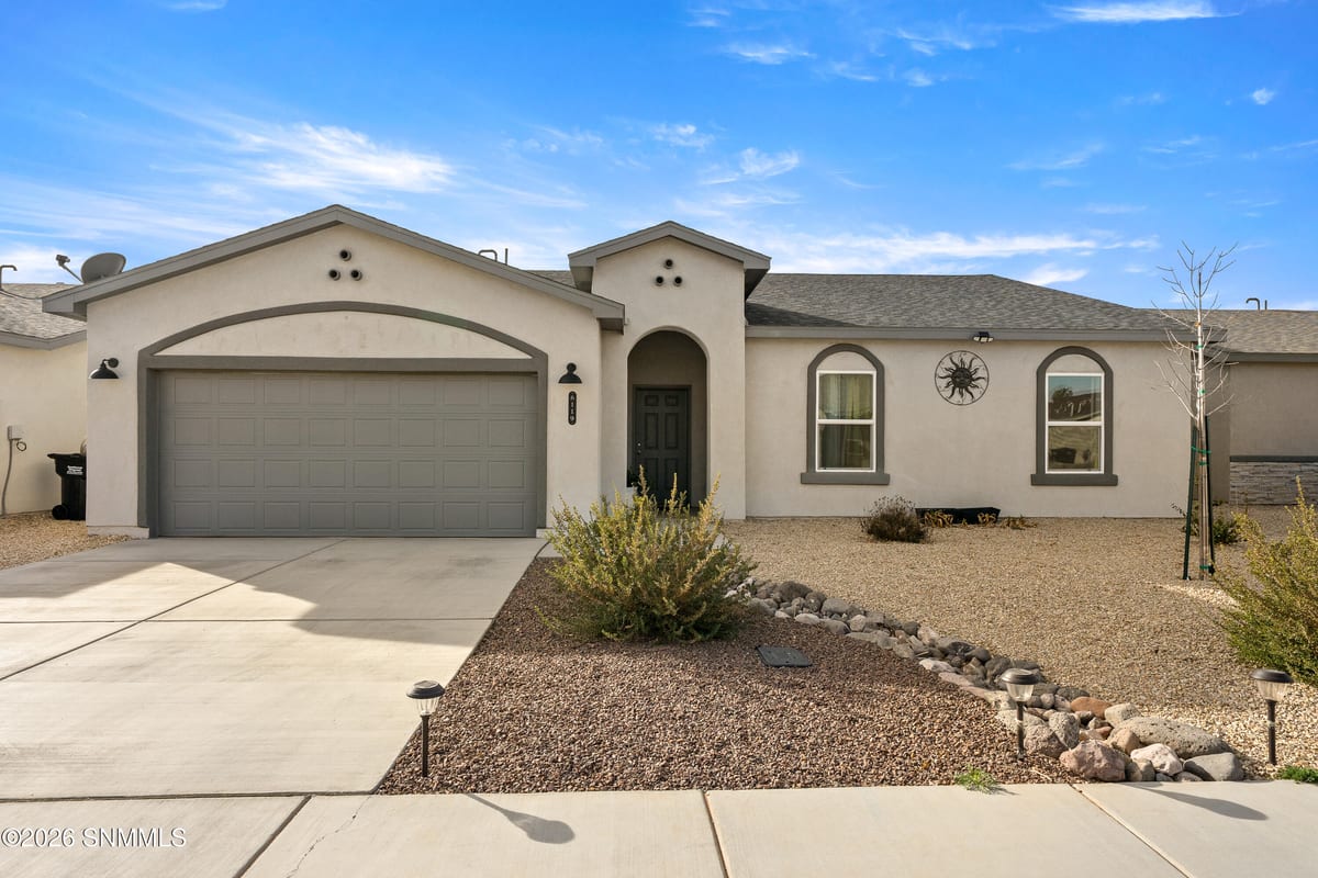 6119 Montgomery Road, Las Cruces, NM 88012 photo 1