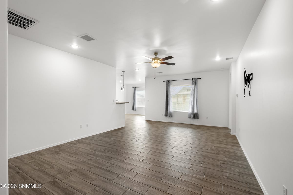 6119 Montgomery Road, Las Cruces, NM 88012 photo 3