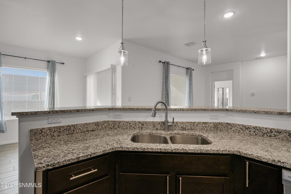 6119 Montgomery Road, Las Cruces, NM 88012 photo 8
