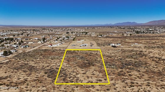 9210 Floret Lane, Las Cruces, NM 88011 photo 3
