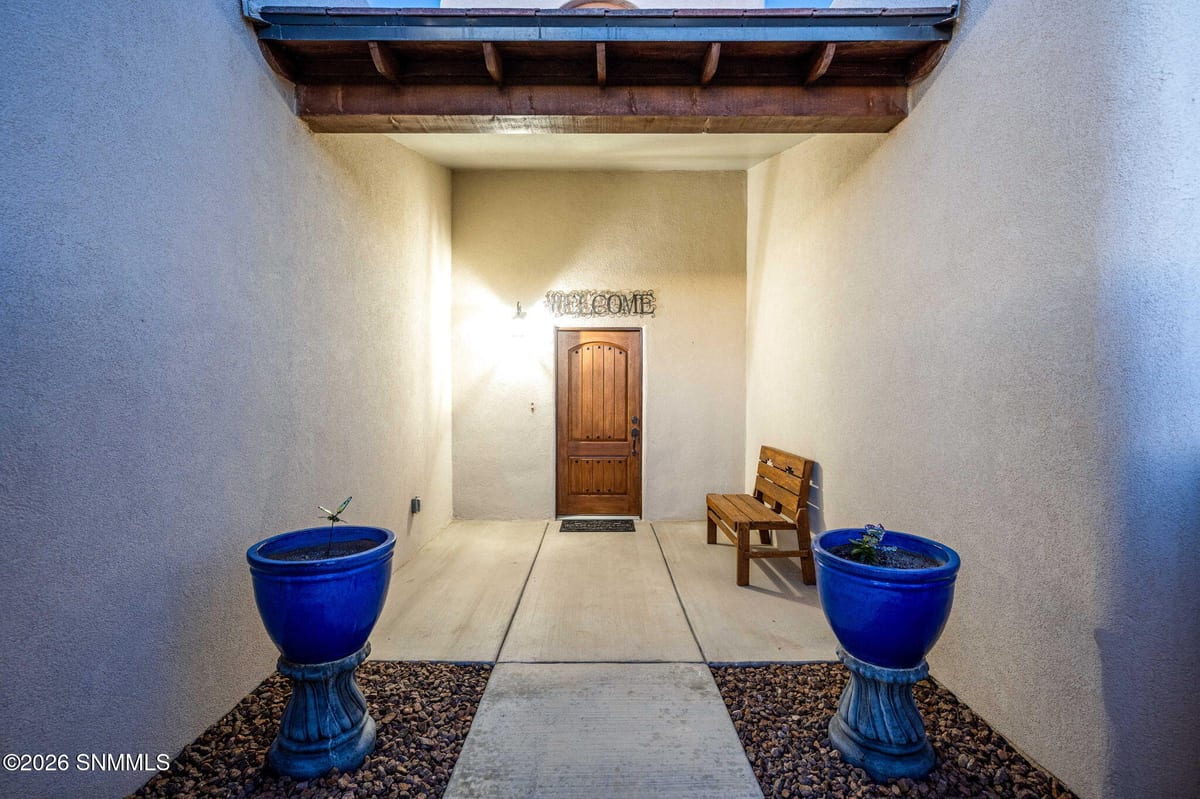 1622 Calle De Valezquez, Las Cruces, NM 88007 photo 6