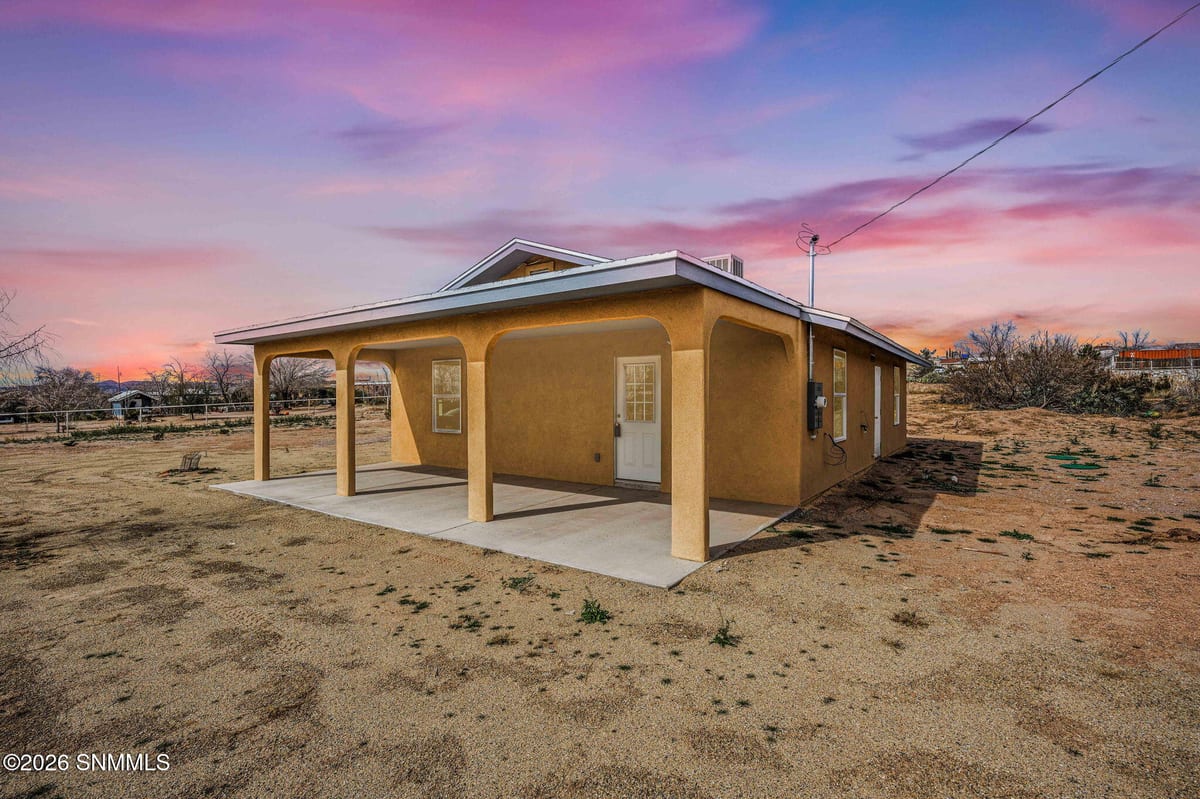 2013 Rocca Seca Road, Las Cruces, NM 88012 photo 1