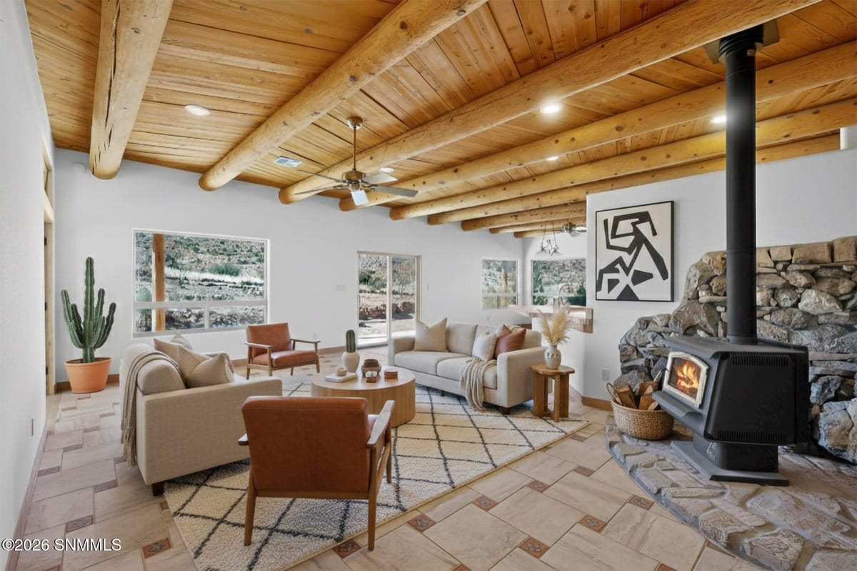 123 Victorio Trail, Hillsboro, NM 88042 photo 15