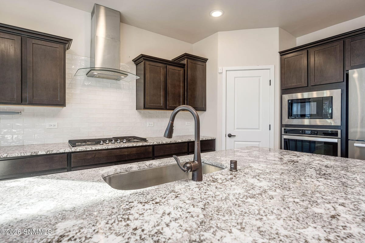 3846 Santa Alexandra Road, Las Cruces, NM 88012 photo 11