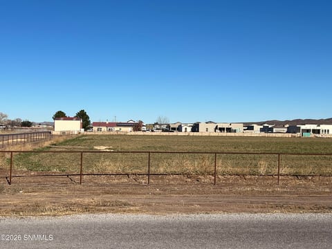 7212 Catalana Drive, Las Cruces, NM casa en venta por $465,000