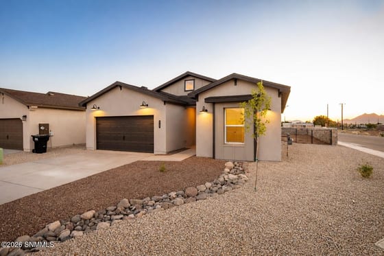 6587 Phoenix Street, Las Cruces, NM 88012 photo 3
