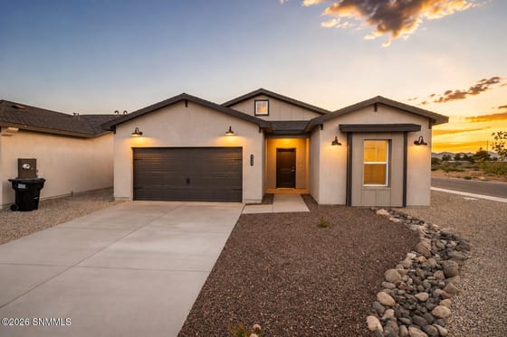 6587 Phoenix Street, Las Cruces, NM 88012 photo 4