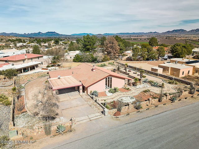 6621 Vista Hermosa, Las Cruces, NM – 4 bedroom, 3,033 sqft single family residence for sale at $485,000