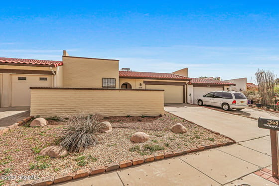 2958 Sundown Road, Las Cruces, NM 88011 photo 2