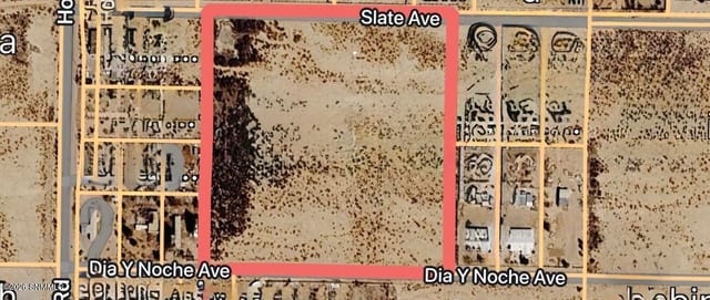 Aerial map showing the 9.76 acre lot boundary between Slate Avenue and Dia Y Noche Avenue in Las Cruces, New Mexico.