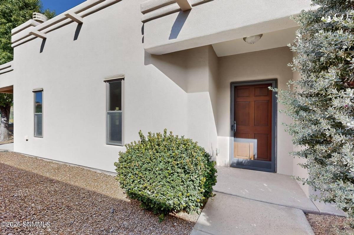 1531 Fairway Village Drive, Las Cruces, NM 88007 photo 5