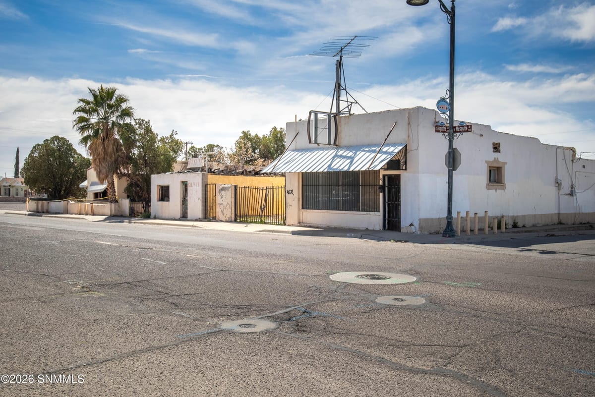 719 N Mesquite Street, Las Cruces, NM 88001 photo 1