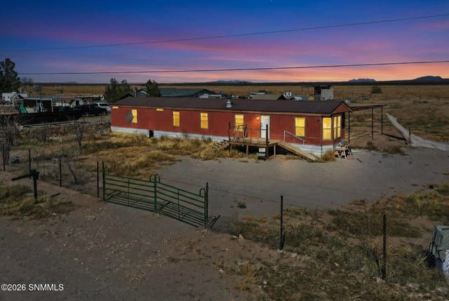 110 Cebolla Lane, Vado, NM – 4 bedroom, 1,575 sqft manufactured home for sale at $159,000