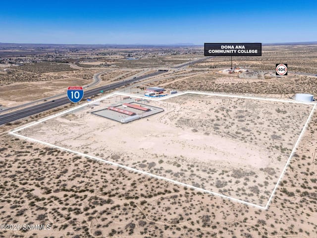 Comercial à venda por $5,900,000: 1400 E Ohara Road, Anthony, NM