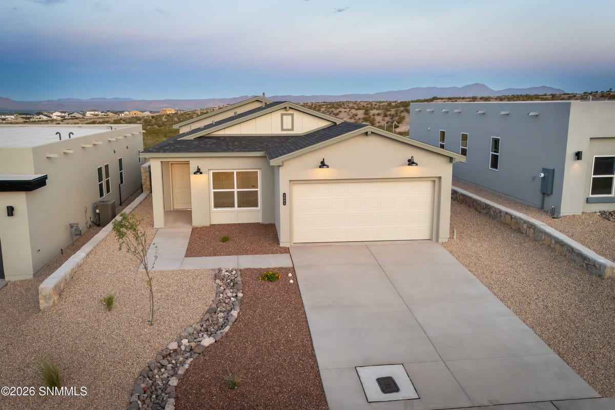 1065 Noria Court, Las Cruces, NM 88012 photo 2