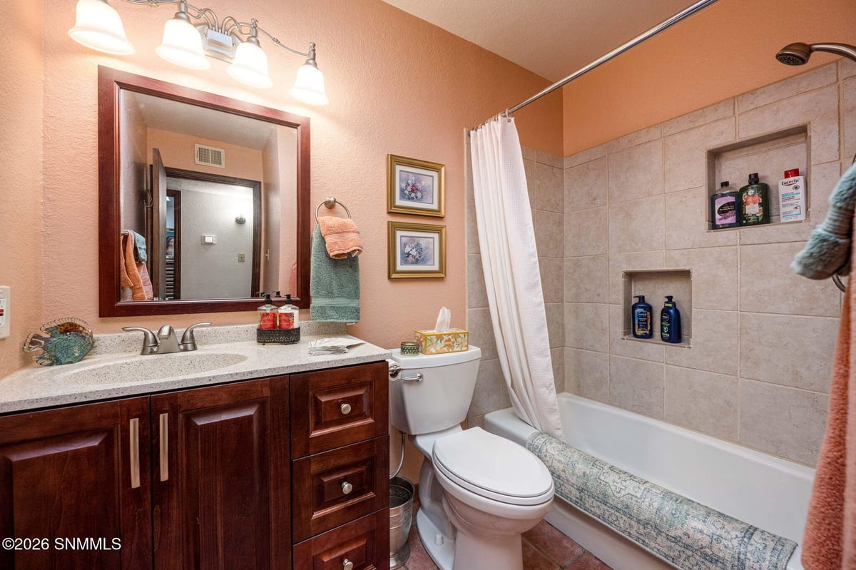 2303 Uranus Avenue, Las Cruces, NM 88012 photo 13