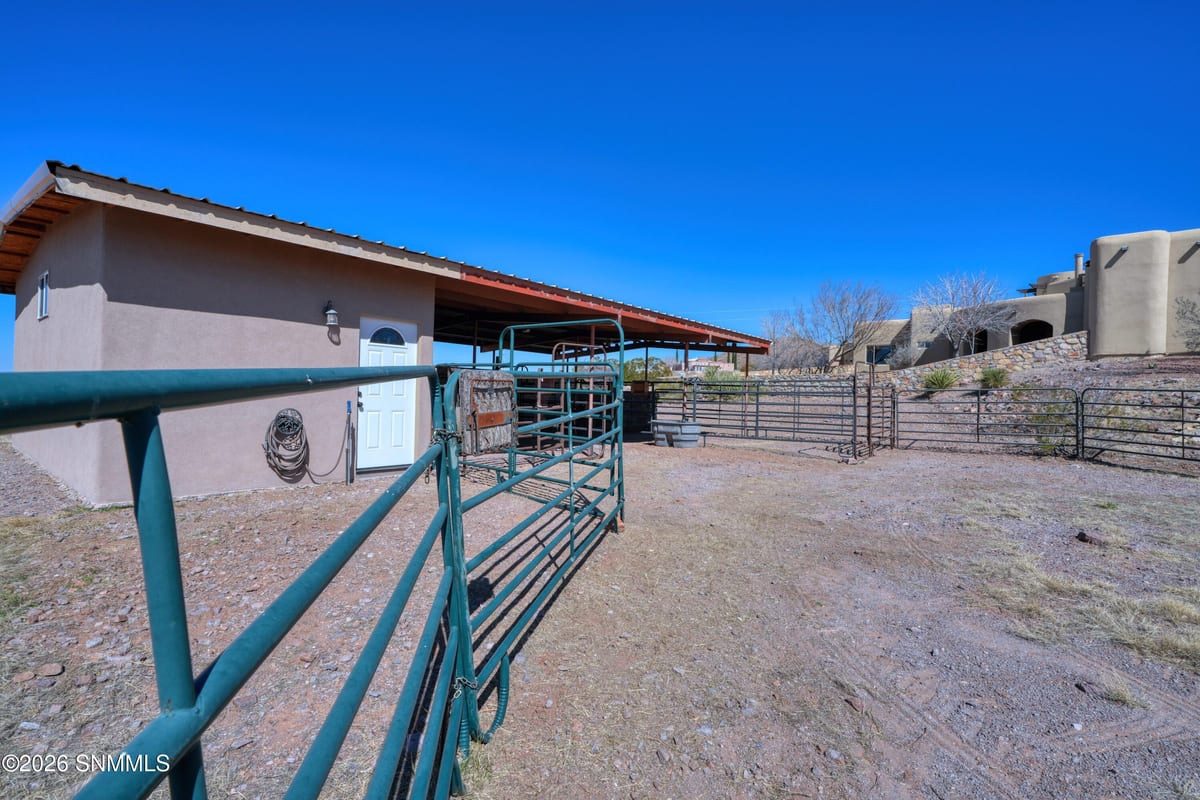 5098 Ventana View Road, Las Cruces, NM 88011 photo 11