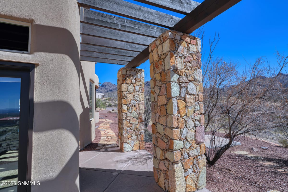 5098 Ventana View Road, Las Cruces, NM 88011 photo 7