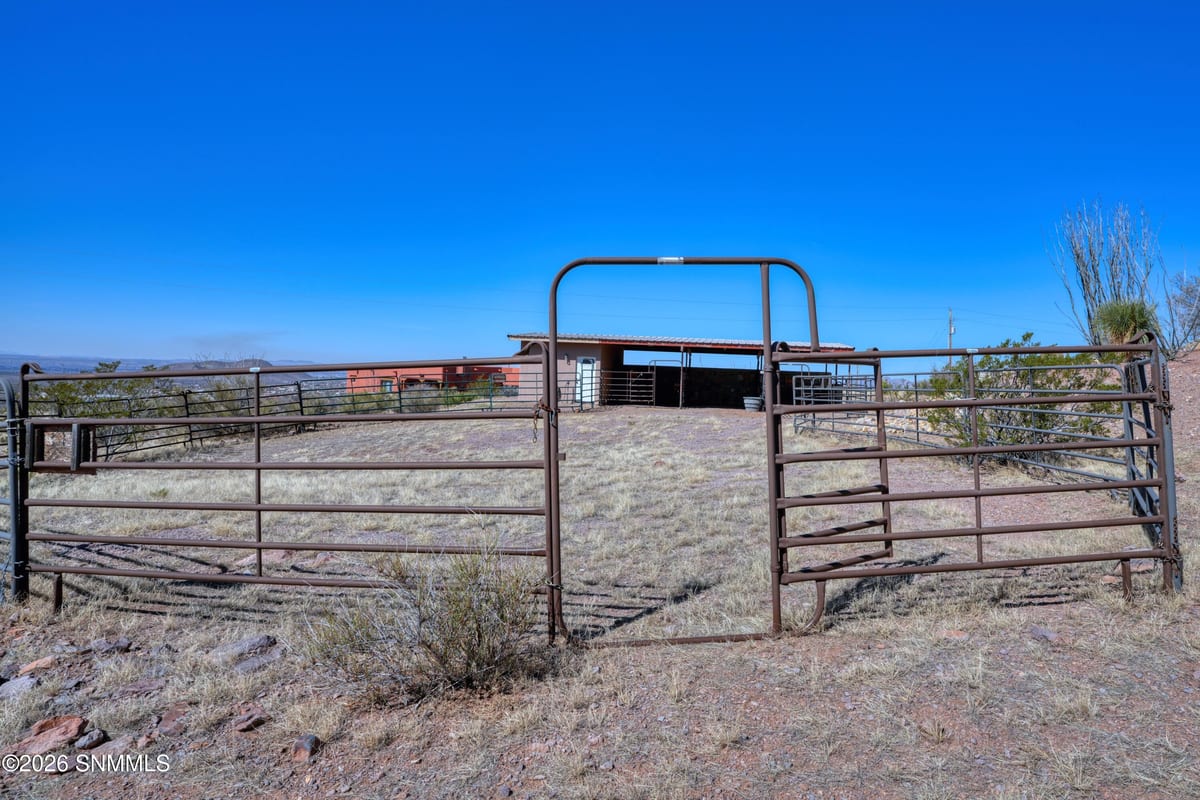 5098 Ventana View Road, Las Cruces, NM 88011 photo 10