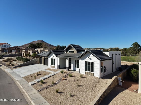 6740 Via Emma, Las Cruces, NM 88007 photo 2