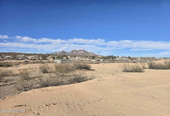 5335 Pistolero Place, Las Cruces, NM 88012 photo 2
