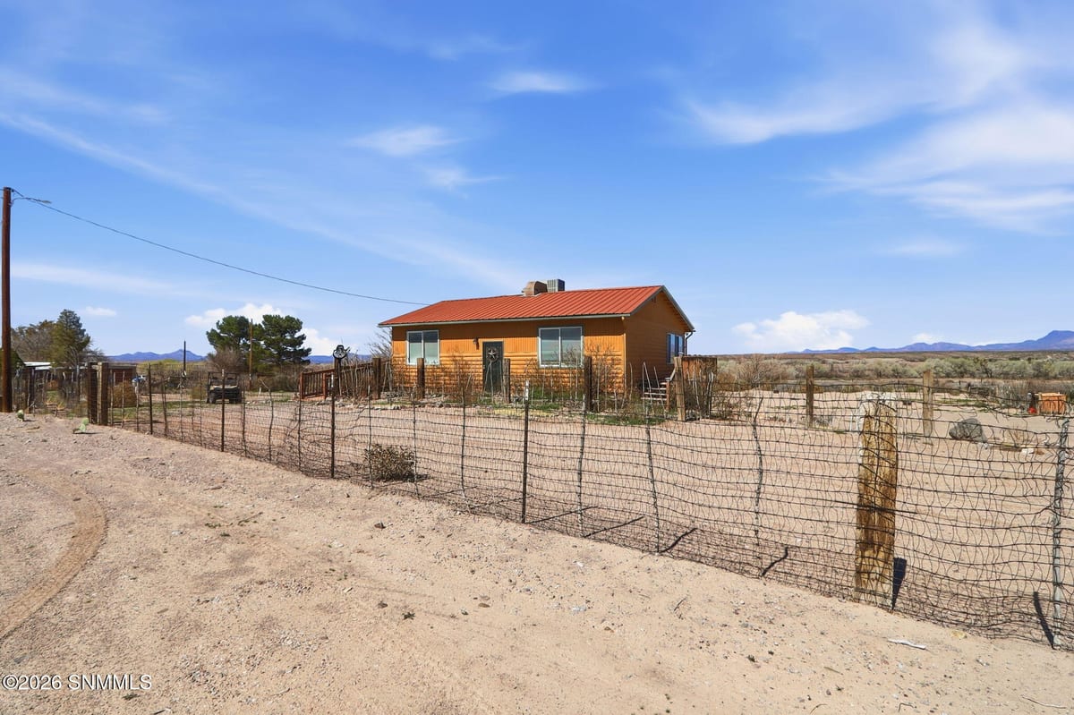 58 Franklin Road, Lordsburg, NM 88045 photo 3