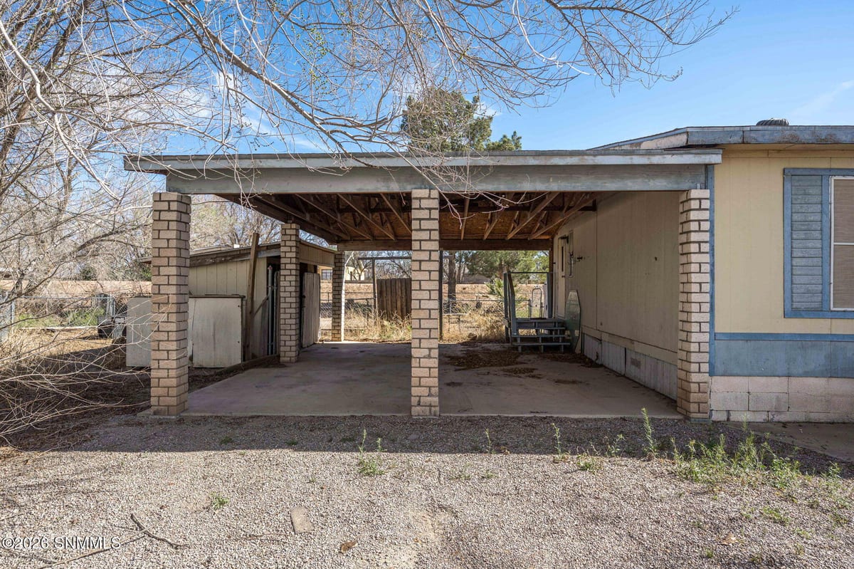 4740 Country Place, Las Cruces, NM 88007 photo 3