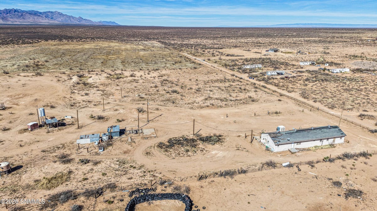 1455 San Carlos Street, Chaparral, NM 88081 photo 2