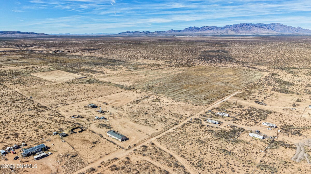 1455 San Carlos Street, Chaparral, NM 88081 photo 3