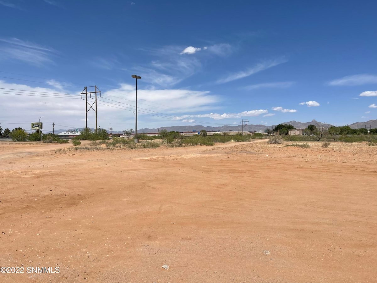 5850 E Bataan Memorial, Las Cruces, NM 88011 photo 6
