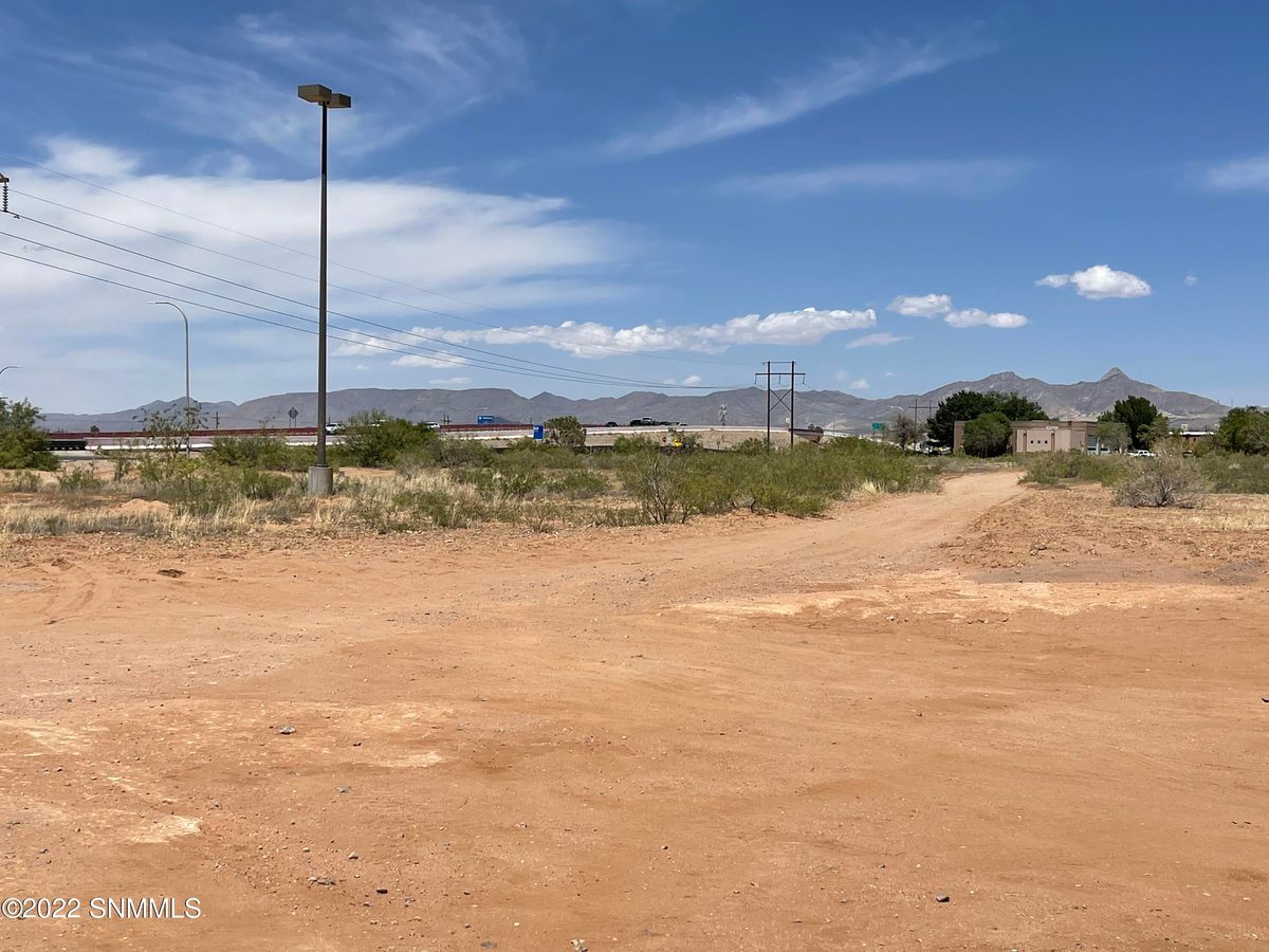 5850 E Bataan Memorial, Las Cruces, NM 88011 photo 7