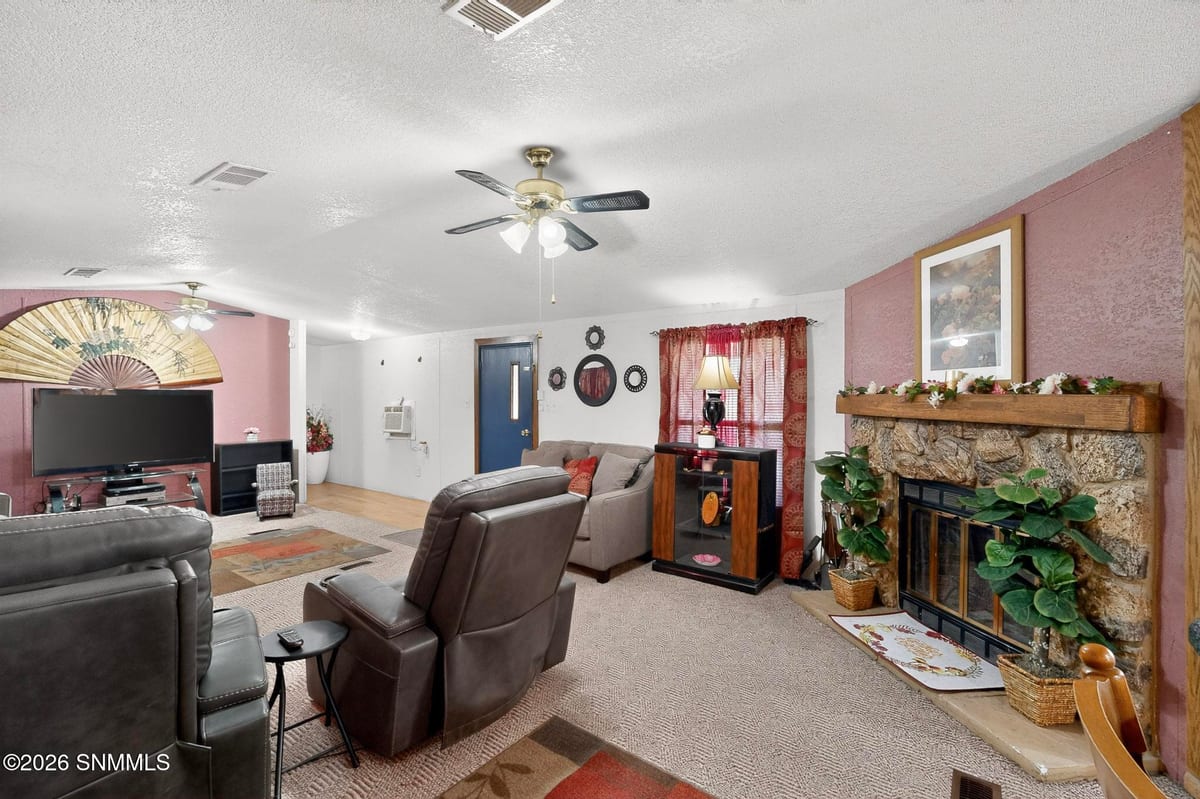 317 Gonzalez Road, La Mesa, NM 88044 photo 5