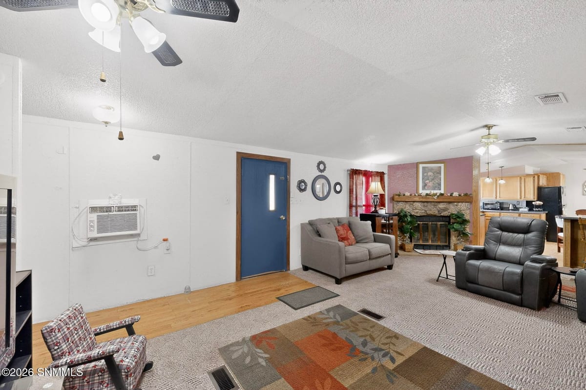 317 Gonzalez Road, La Mesa, NM 88044 photo 6