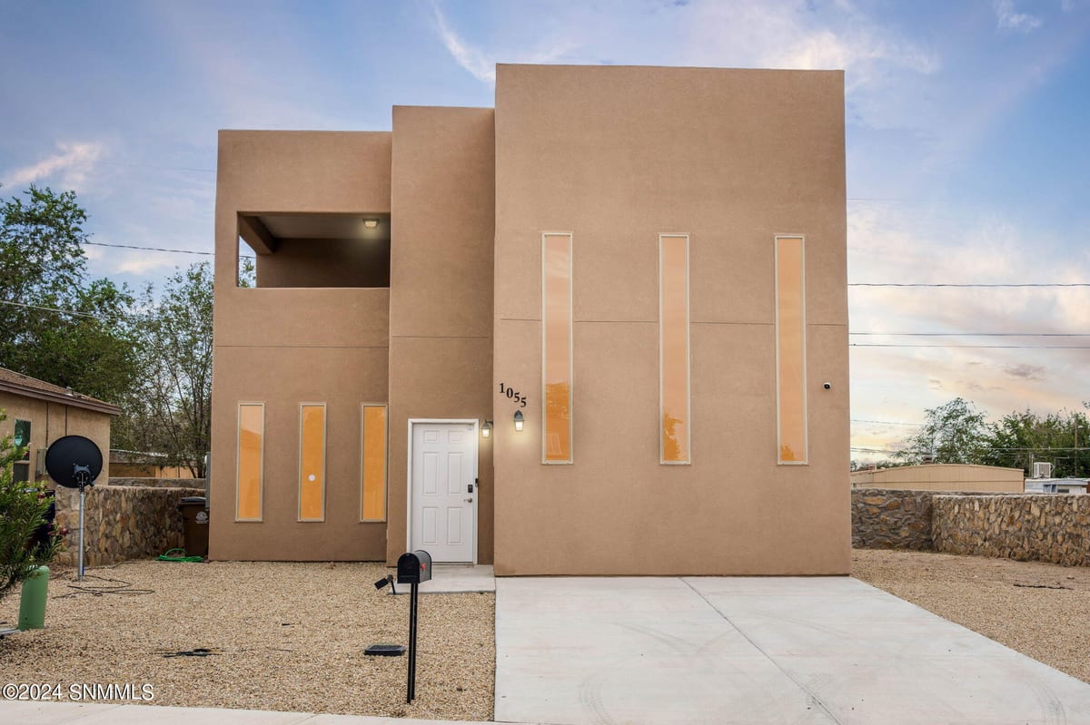 1055 Chitamacha Road, Las Cruces, NM 88007 photo 1