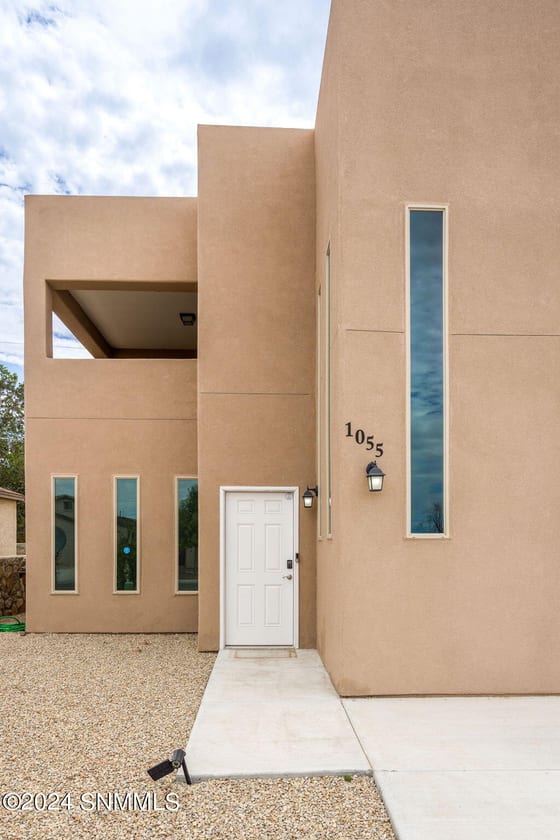 1055 Chitamacha Road, Las Cruces, NM 88007 photo 3