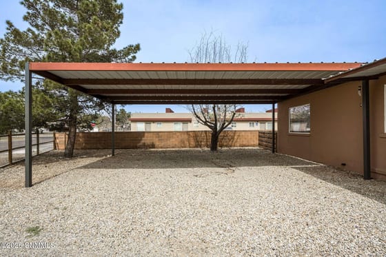 1315 Alamo Street, Las Cruces, NM 88001 photo 3