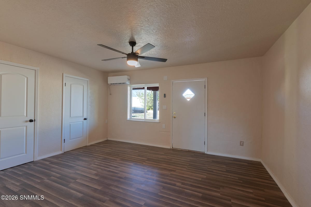 1220 W Hall Avenue, Las Cruces, NM 88005 photo 12