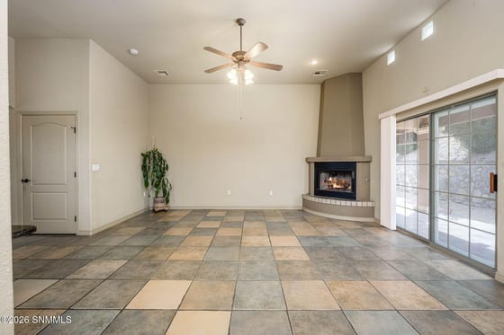 2236 Calais Avenue, Las Cruces, NM 88011 photo 4