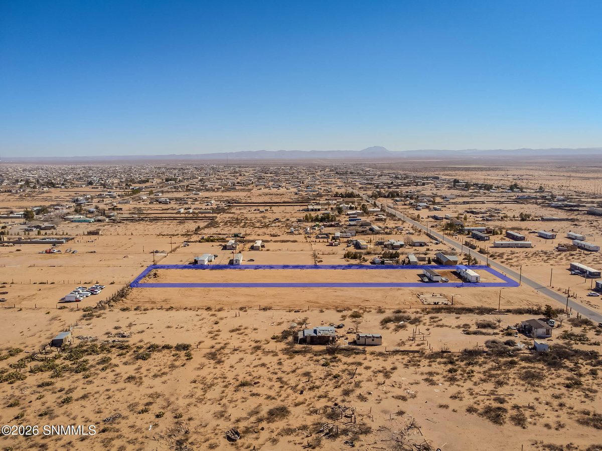 800 Amador Drive, Chaparral, NM 88081 photo 9