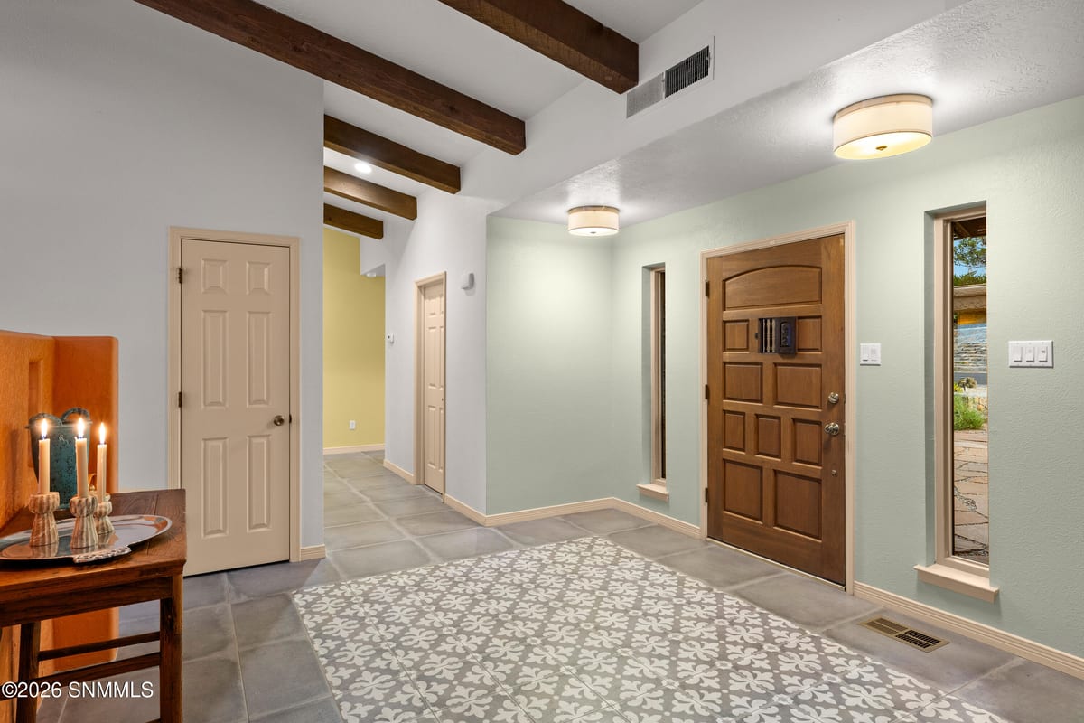 1270 Vista Del Monte, Las Cruces, NM 88007 photo 4