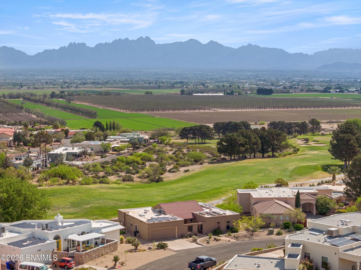 1270 Vista Del Monte, Las Cruces, NM 88007 photo 6