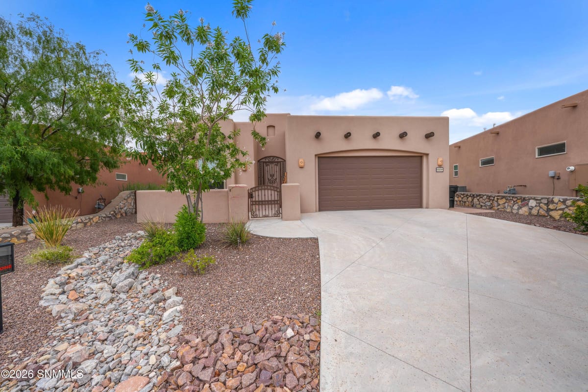 8109 Willow Bloom Circle, Las Cruces, NM 88007 photo 1