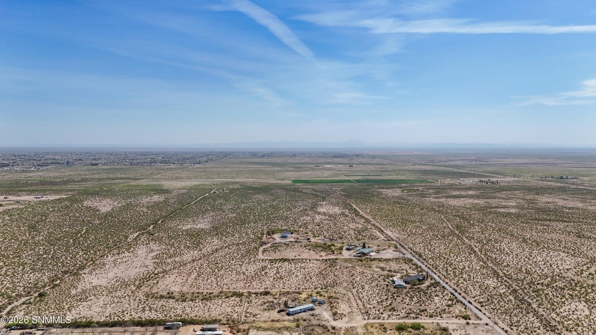 195 Iron Horse Avenue, Chaparral, NM 88081 photo 13