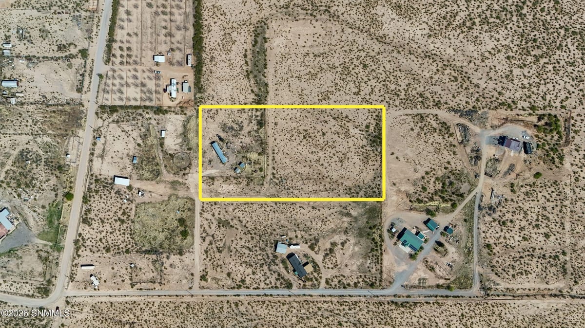 195 Iron Horse Avenue, Chaparral, NM 88081 photo 3