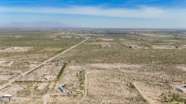 195 Iron Horse Avenue, Chaparral, NM 88081 photo 5